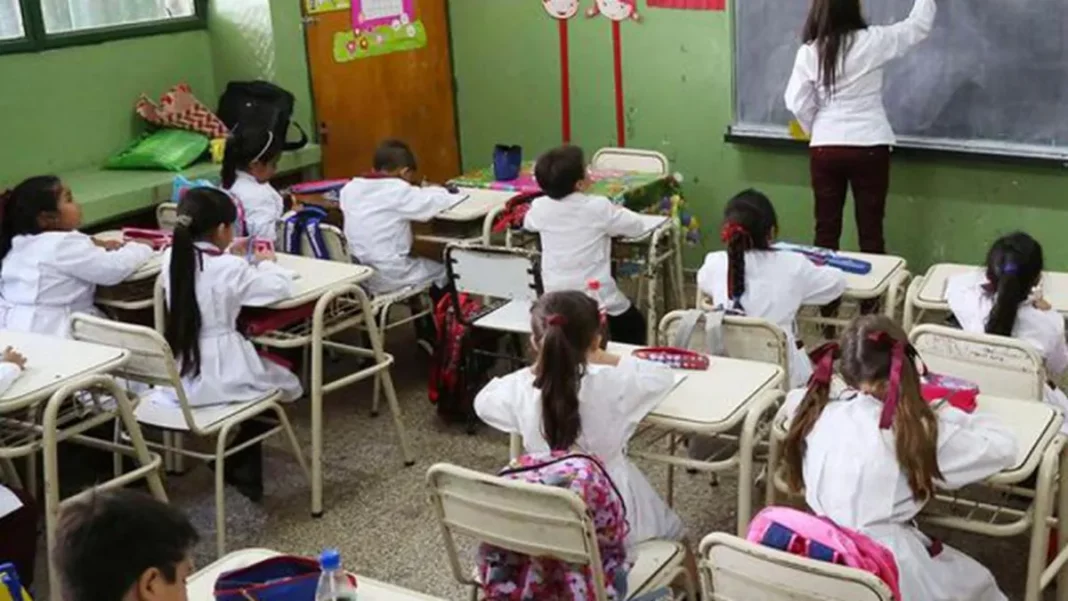 Un estudio de la UCA reveló que el 62,9% de niños y adolescentes son pobres, mientras que el 16,2% se encuentra en situación de indigencia.