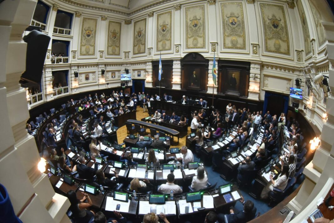 Los legisladores que integran diferentes comisiones de la Cámara de Diputados bonaerenses mantendrán un encuentro conjunto informativo.