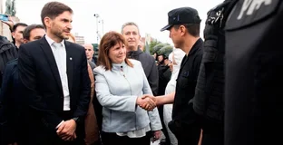 Patricia Bullrich puso la firma para crear el Grupo Especial Antinarcotráfico en Rosario integrada por cinco fuerzas de seguridad distintas.