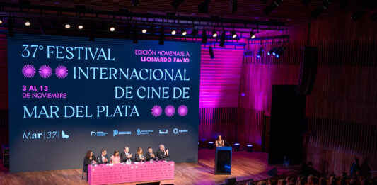 La motosierra de Javier Milei llegó al emblemático Festival Internacional de Cine de Mar del Plata, que se celebra durante el mes de noviembre, y es el único de Sudamérica.