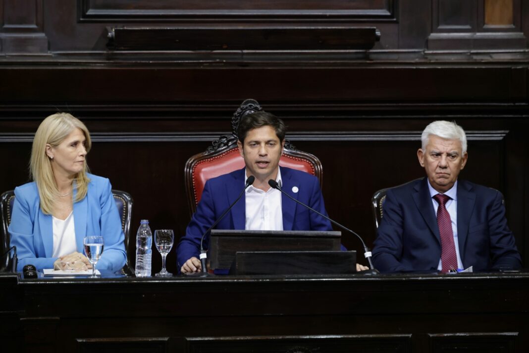 El gobernador Axel Kicillof brindó su discurso ante la Asamblea Legislativa, en el que cruzó a Milei y sus políticas, y le extendió una batería de reclamos.