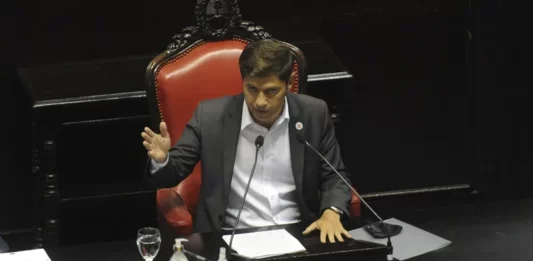 De los libertarios “oficiales”, pasando por los disidentes, los cambiemitas y los bloques minoritarios, hasta la izquierda. Qué espera la oposición del discurso de Kicillof de este lunes por la tarde ante la Asamblea Legislativa.