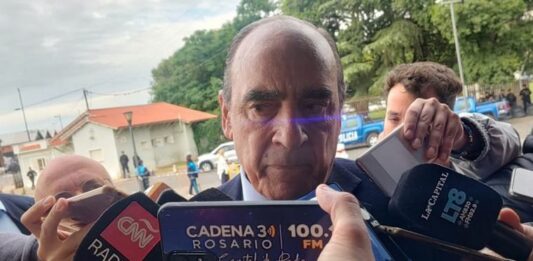 En medio del debate de la ley bases, Francos se reúne con 18 intendentes de la oposición dialoguista, con la mira en el Pacto de Mayo.