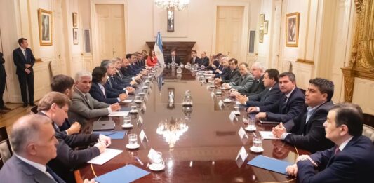 El Instituto Argentino de Análisis Fiscal publicó un informe en el que detalla los aumentos de las transferencias a las provincias, en medio del estallido social en Misiones.