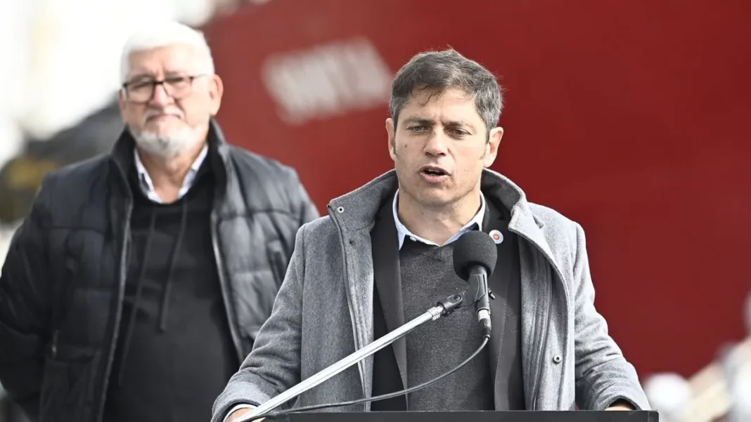 Kicillof viaja a Uruguay en busca de reforzar los lazos internacionales y dará una charla en el marco del lanzamiento de la fundación El Puente.
