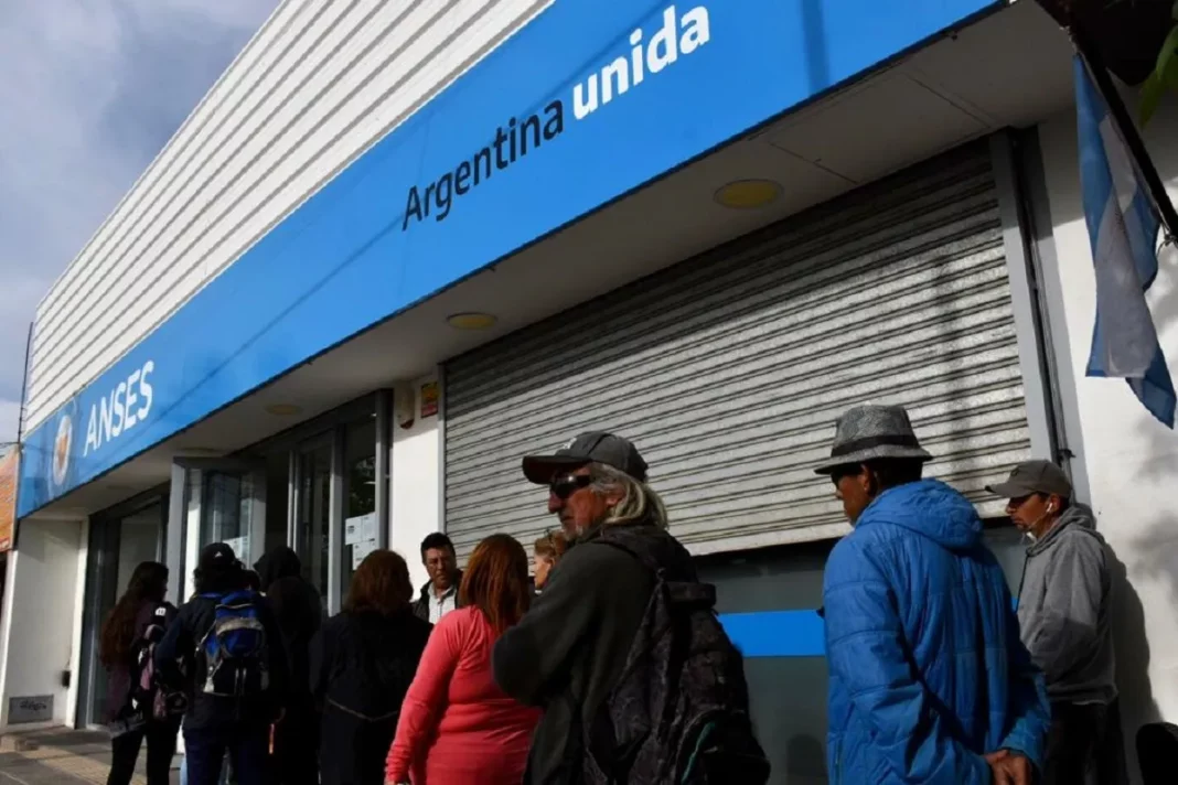 A partir de mayo, los titulares de la Tarjeta Alimentar recibirán un aumento del 9,38%.