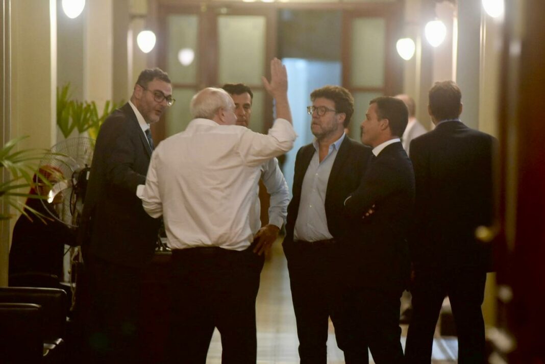 Agustin-Forchieri-PRO Legislatura bonaerense. Diciembre de 2023. Los jefes de bloque del PRO y de la UCR después de que debute la nueva mayoría.