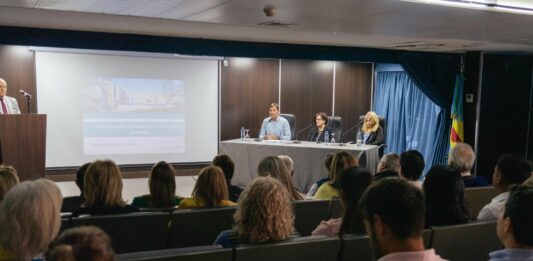 La Legislatura bonaerense vuelve a abrir sus puertas para dar continuidad al ciclo Voces Bonaerenses durante el mes de mayo. Repasa la agenda completa.