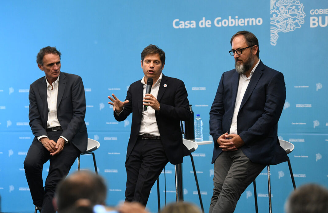 El Gobierno de la provincia oficializó un acuerdo con cooperativas eléctricas que están en emergencia tras la embestida de Milei.