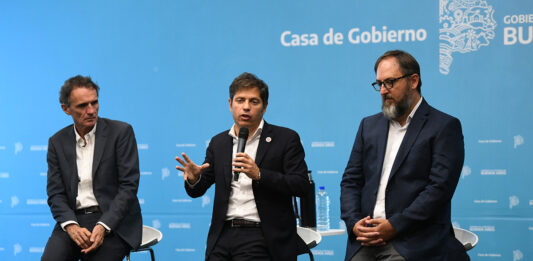 El Gobierno de la provincia oficializó un acuerdo con cooperativas eléctricas que están en emergencia tras la embestida de Milei.