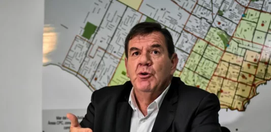 El intendente de Mar del Plata, Guillermo Montenegro, presentará un proyecto para que los municipales sean considerados "esenciales", para evitar que hagan paros.