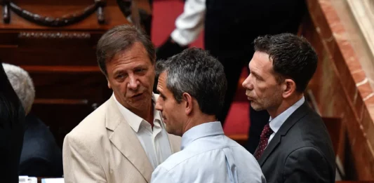 Oscar Zago, anunció la conformación de un interbloque dentro de La Libertad Avanza luego de ser desplazado por decisión de Karina Milei.