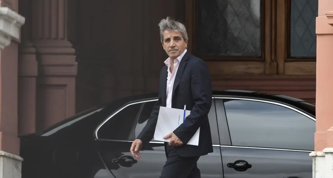 El ministro de Economía, Luis Caputo, sumará nuevos resortes de gestión en la Secretaría de Agricultura, con las designaciones de Sergio Iraeta y Manuel Chiappe.