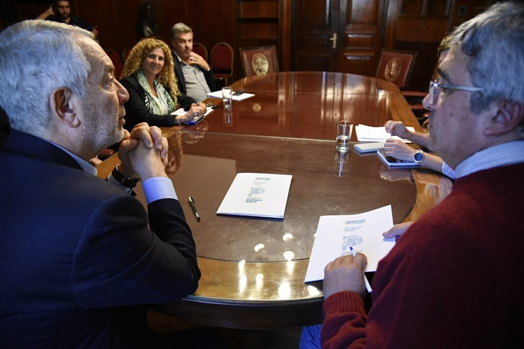 El intendente de La Plata, Julio Alak, informó este sábado que el cordón frutihortícola tendrá su propia delegación especial, que estará emplazada sobre Ruta 36.
