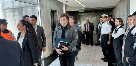 En su 7° gira internacional y en medio del debate por la Ley Bases, el presidente Javier Milei llega a Italia para participar de la Cumbre del G7. Día a día, cómo será la agenda.