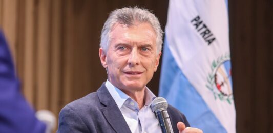 El ex presidente, Mauricio Macri, aseguró que el PRO apoyará la Ley Bases en el Senado, en medio de la interna del espacio a nivel provincial.