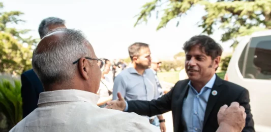 El gobernador bonaerense, Axel Kicillof, visitará los municipios de Tornquist y Coronel Pringles para hacer entrega de viviendas.