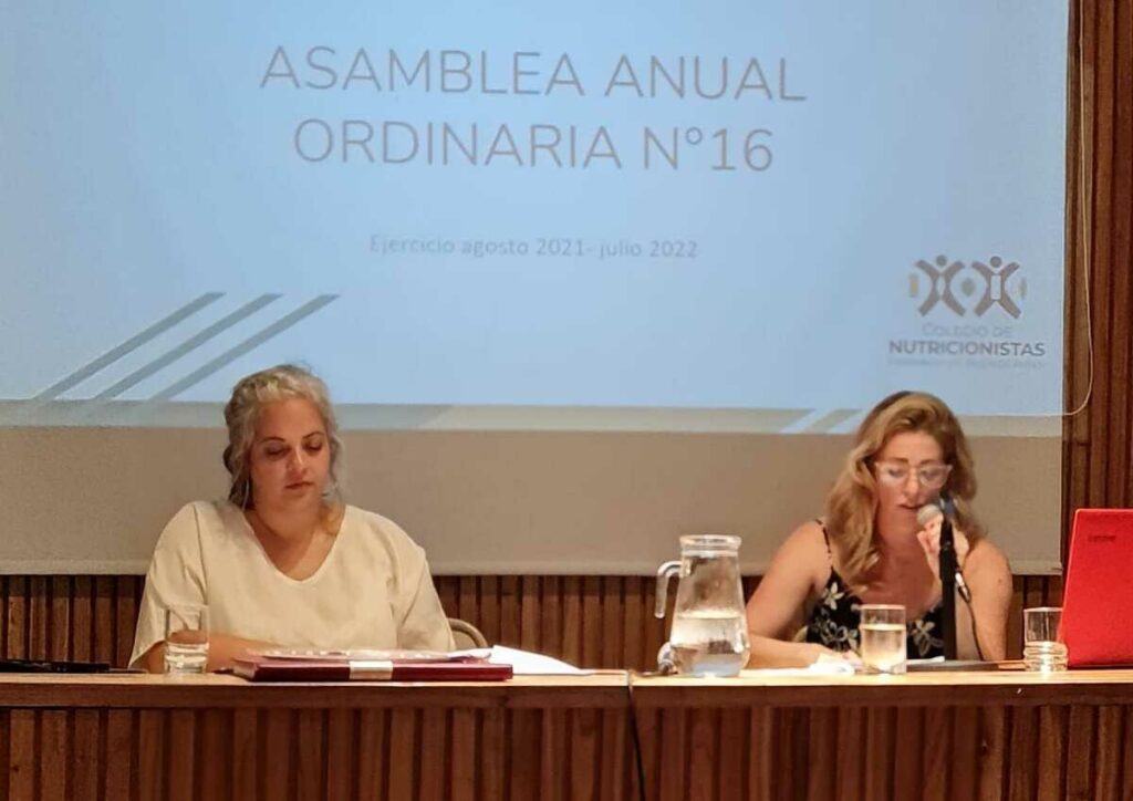 La presidente y secretaria del Colegio de Nutricionistas bonaerenses, Laura Salzman y Fernanda Delgado.