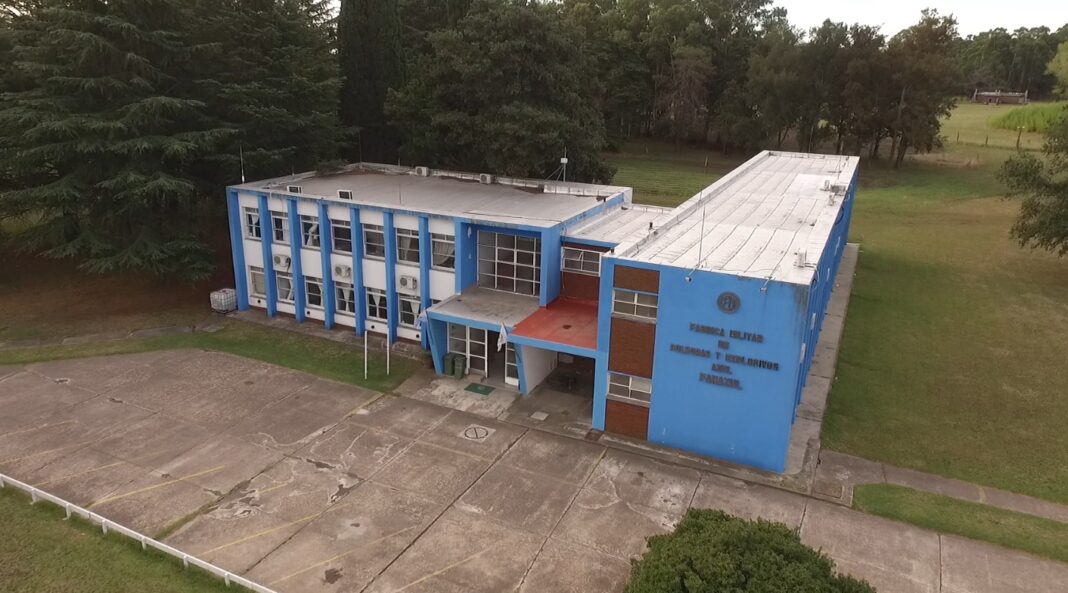 Trabajadores de Fanazul se declararon en Estado de alerta. Denuncian que las autoridades implementó retiros voluntarios y jubilaciones anticipadas.
