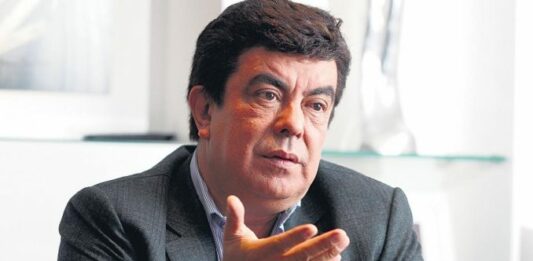 El intendente de La Matanza fue reelegido como titular de la Federación Argentina de Municipios, luego de ser procesado por abuso sexual.