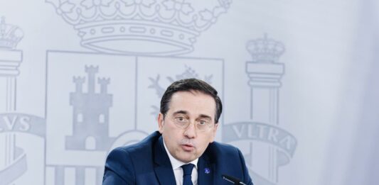 El Gobierno de España exige que Javier Milei se disculpe de manera pública por tratar de “corrupta” a la primera dama, Begoña Gómez, y amenaza con romper las relaciones diplomáticas.