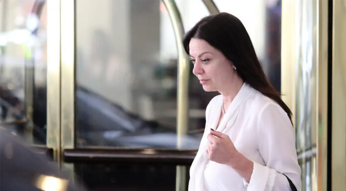 Pettovello impulsa un sistema de “vouchers laborales” para reemplazar los planes sociales La ministra de Capital Humano, Sandra Pettovello, pretende avanzar antes de fin de año con un sistema de “vouchers laborales” para reemplazar los planes sociales. Cómo sería.