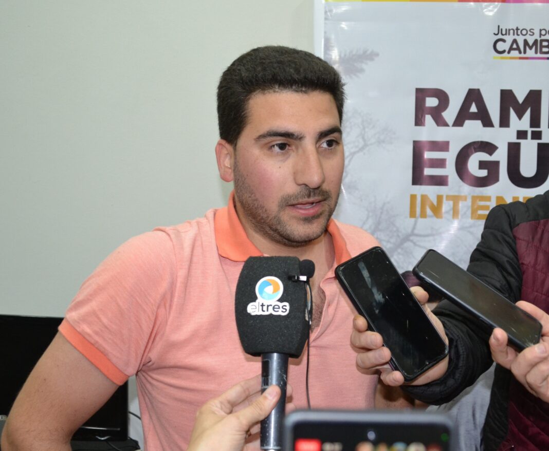 Legisladores bonaerenses repudiaron los ataques que sufrió el intendente de 25 de Mayo, Ramiro Egüen.