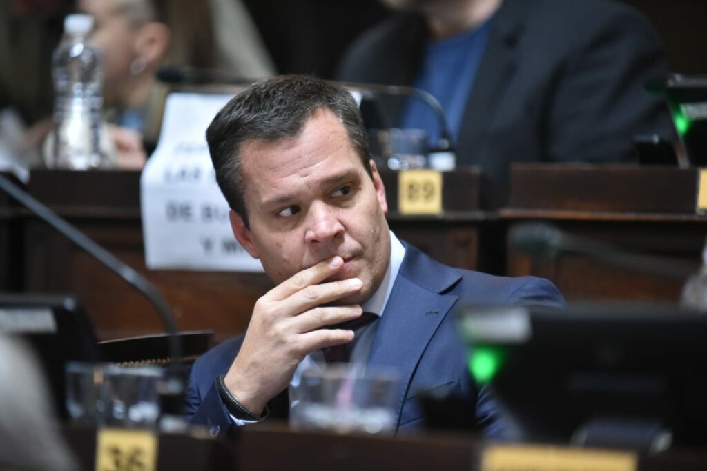 Agustín Forchieri cuestionó a Kicillof por retener los fondos para los municipios del PRO.
