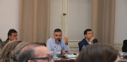 Diputados de la UCR y de la Coalición Cívica quieren interpelar al titular de ARBA, Cristian Girard, por el impuestazo al campo.