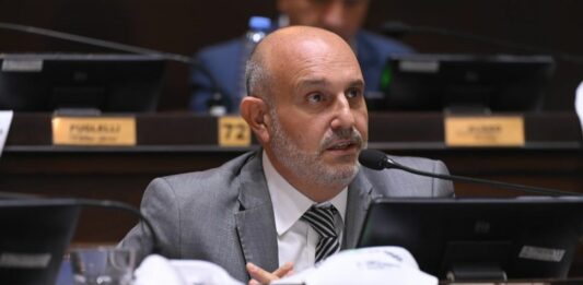 El exministro de Transporte y actual diputado bonaerense, Alexis Guerrera, responsabilizó al Gobierno de Javier Milei por el choque de trenes de la línea San Martín.