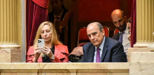 Karina Milei y Francos en la Cámara de Diputados en el debate por la Ley Bases.