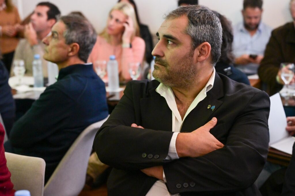 El diputado massista Juan Martín "Tachu" Malpeli es uno de los voceros de Unión por la Patria de los proyectos para crear empresas estatales de salud.