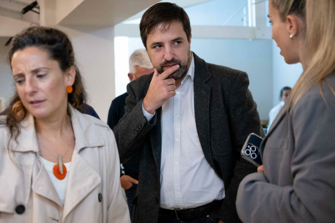 El ministro de Salud Nicolás Kreplak ingresó dos nuevos proyectos para regular el sistema de salud. De qué tratan y cómo viene la rosca política.