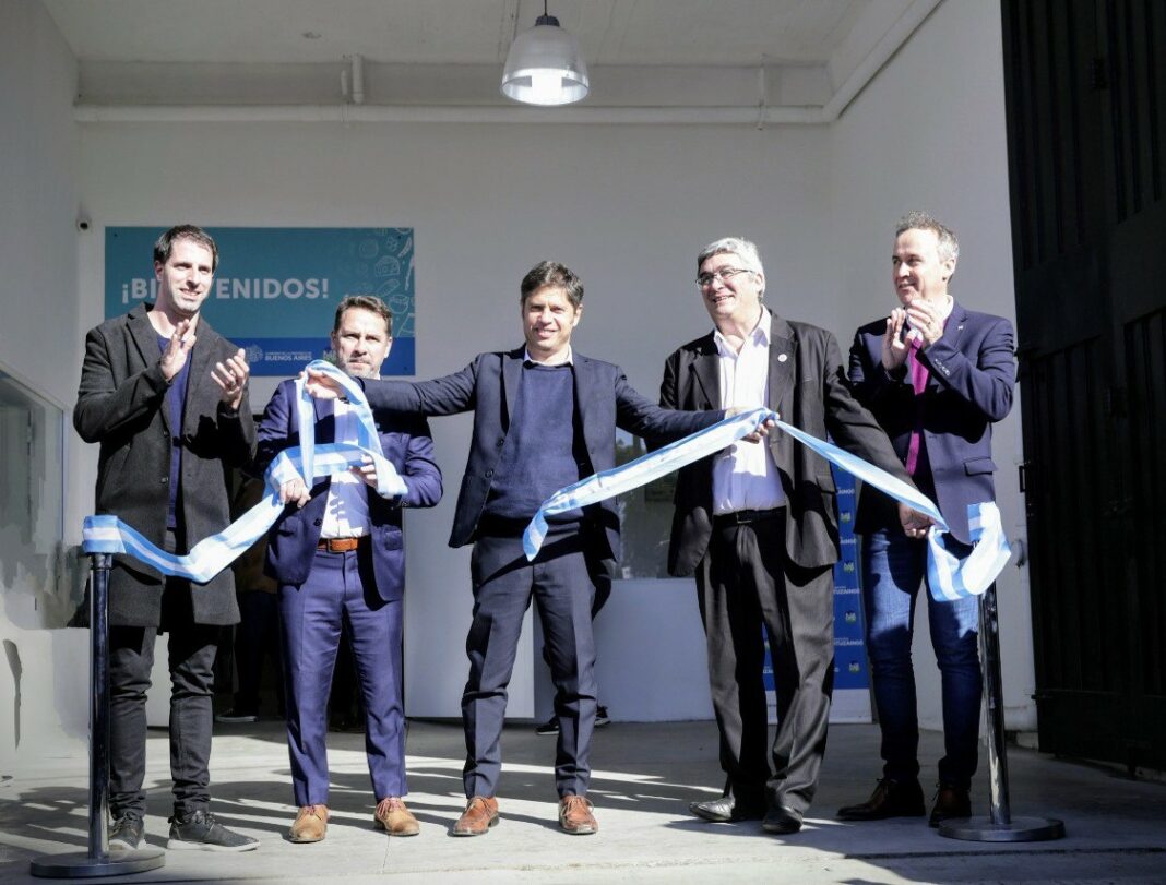 Durante la inauguración de un mercado bonaerense en Ituzaingó, el gobernador Axel Kicillof, volvió a reclamar los fondos que la administración de Javier Milei, le “robó” a la provincia.