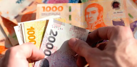 El Índice de Salarios del INDEC registró en abril un incremento del 10,2% y supero en promedio el registro de inflación.