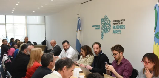 Se reabre el proceso de negociaciones paritarias en la Provincia, tras la negativa de adelantar el pago del aguinaldo.