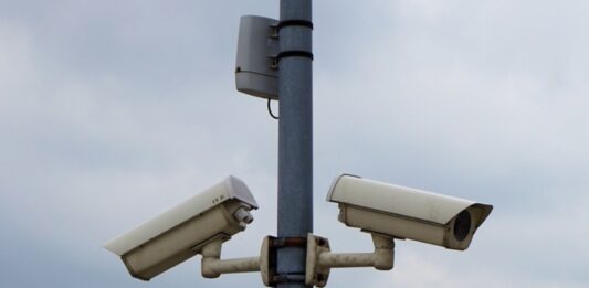 El Ministerio de Transporte bonaerense quiere que las cámaras de fotomultas detecten a los conductores sin VTV o con el trámite vencido.