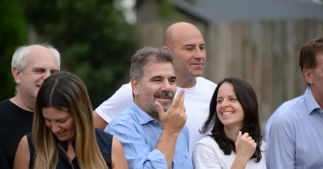 El diputado nacional Cristian Ritondo conduciría el PRO bonaerense acompañado por los intendentes Soledad Martínez y Pablo Petrecca.