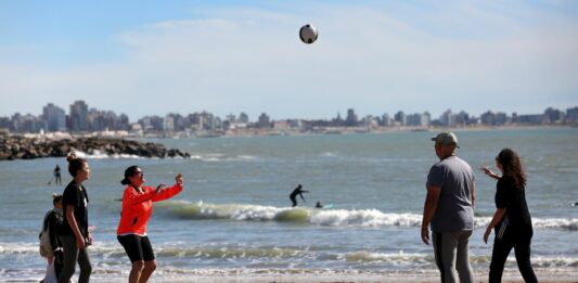 El sector del turismo advirtió una fuerte crisis a pesar de las más de 2,6 millones de personas que se movilizaron el fin de semana largo.