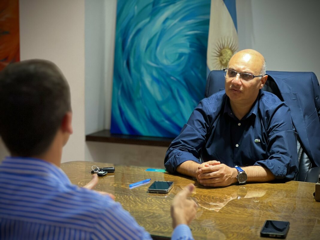 El intendente radical de Balcarce, Esteban Reino, informó que la regionalización de los municipios permitirá incluir a todos los municipios de la provincia.