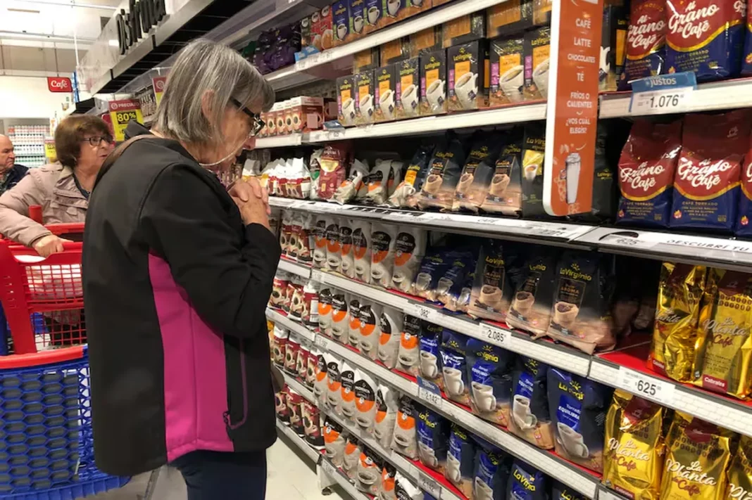 La inflación de alimentos volvió a disparase en la primera semana de agosto, es la más alta en las últimas 4 semanas, y se encienden las alarmas en la Casa Rosada.