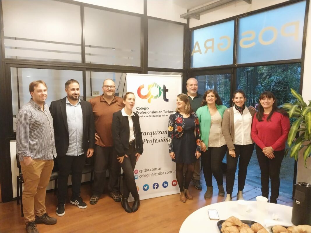 La titular del Colegio de Turismo bonaerense, Amancay Romero Trucco, informó que trabajan en la conformación de una federación nacional.