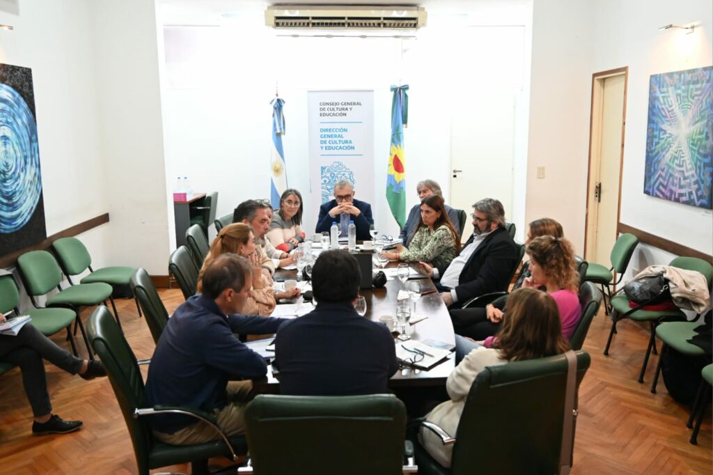 El Consejo General de Educación aprobó por unanimidad la reforma educativa en el nivel medio de Axel Kicillof.