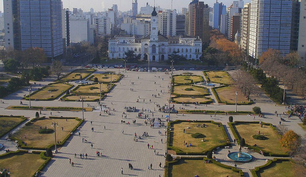El Senado bonaerense aprobó en su tercera sesión ordinaria la creación del Calendario Turístico Provincial.  