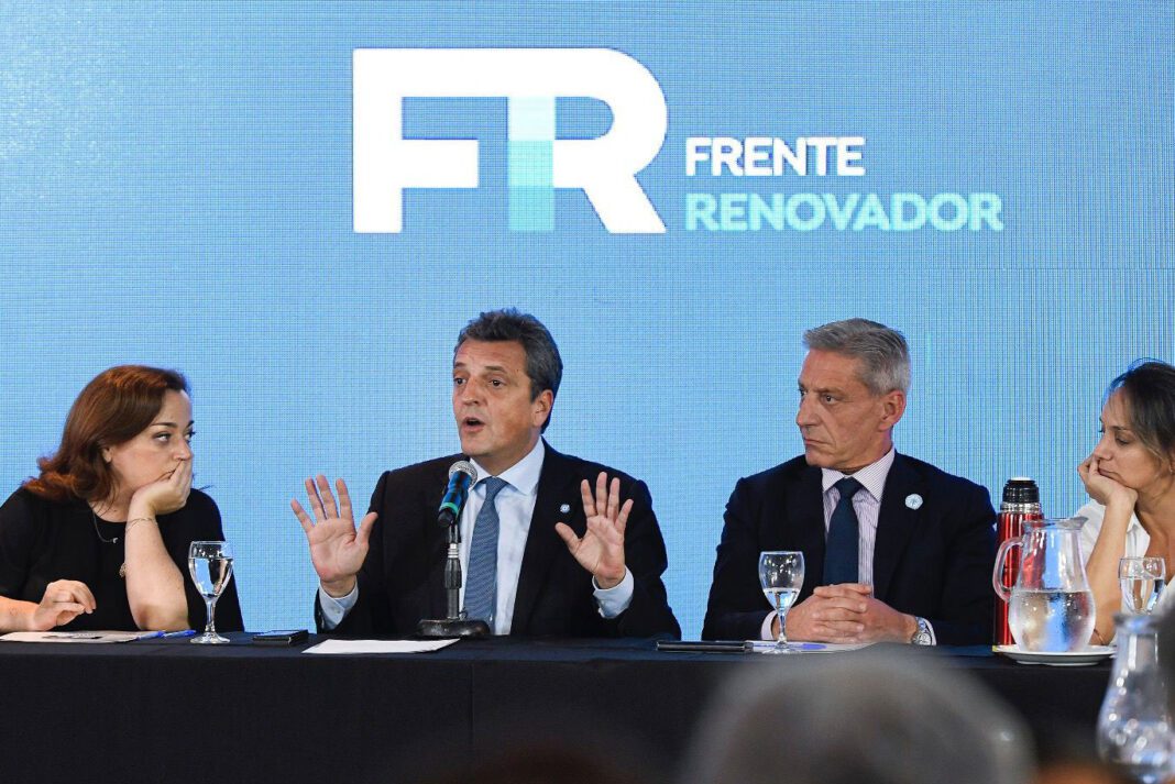 El Frente Renovador puso en duda el triunfo de Maduro en las elecciones en Venezuela y reclamó qué se hagan públicas las actas de votación.