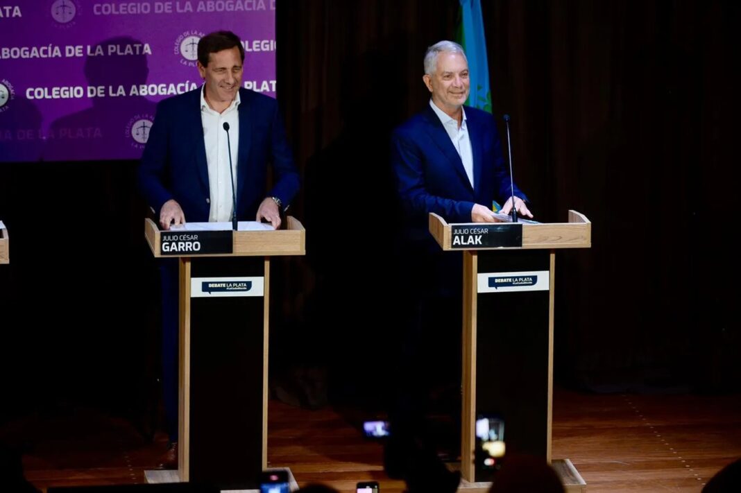 El ex intendente de La Plata defendió su gestión y advirtió que el mal estado de los CAPS es responsabilidad de Julio Alak.