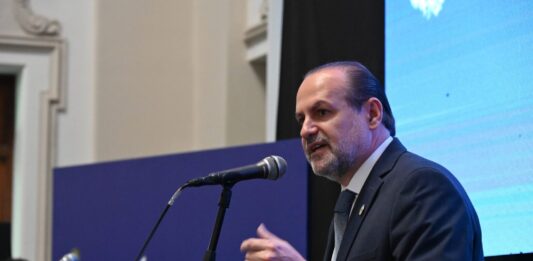 Con el apoyo oficial y de la oposición, Bahía Blanca dará el visto bueno a la adhesión al RIGI y fomentar la instalación de la planta de GNL.