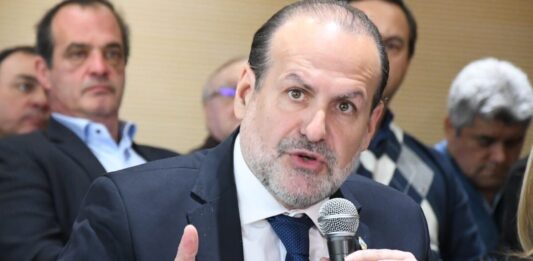 El intendente de Bahía Blanca, Federico Susbielles, ratificó que el municipio adherirá al RIGI para favorecer la instalación de la planta de GNL.