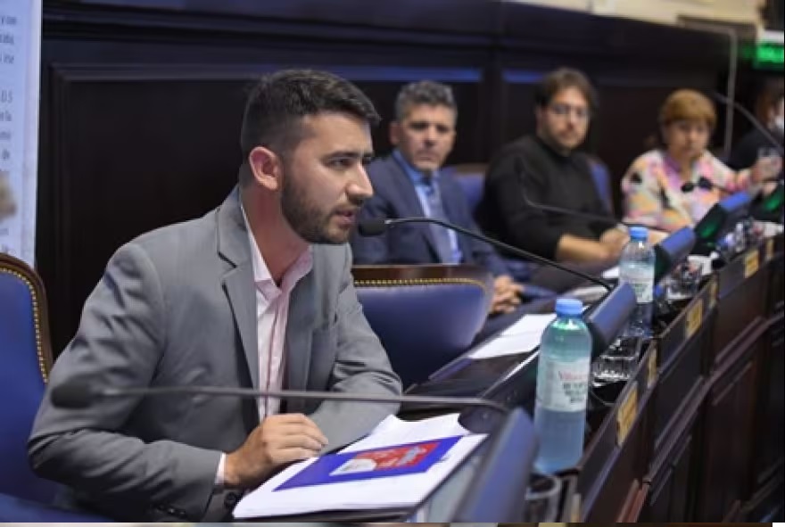 El diputado Nahuel Sotelo le pidió al gobernador Axel Kicillof que adhiera al RIGI. 