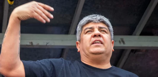 Ante la inacción de la CGT, el líder de Camioneros, Pablo Moyano, se pliega a un grupo de sindicalistas combativos para endurecer medidas contra la reforma laboral de Javier Milei.